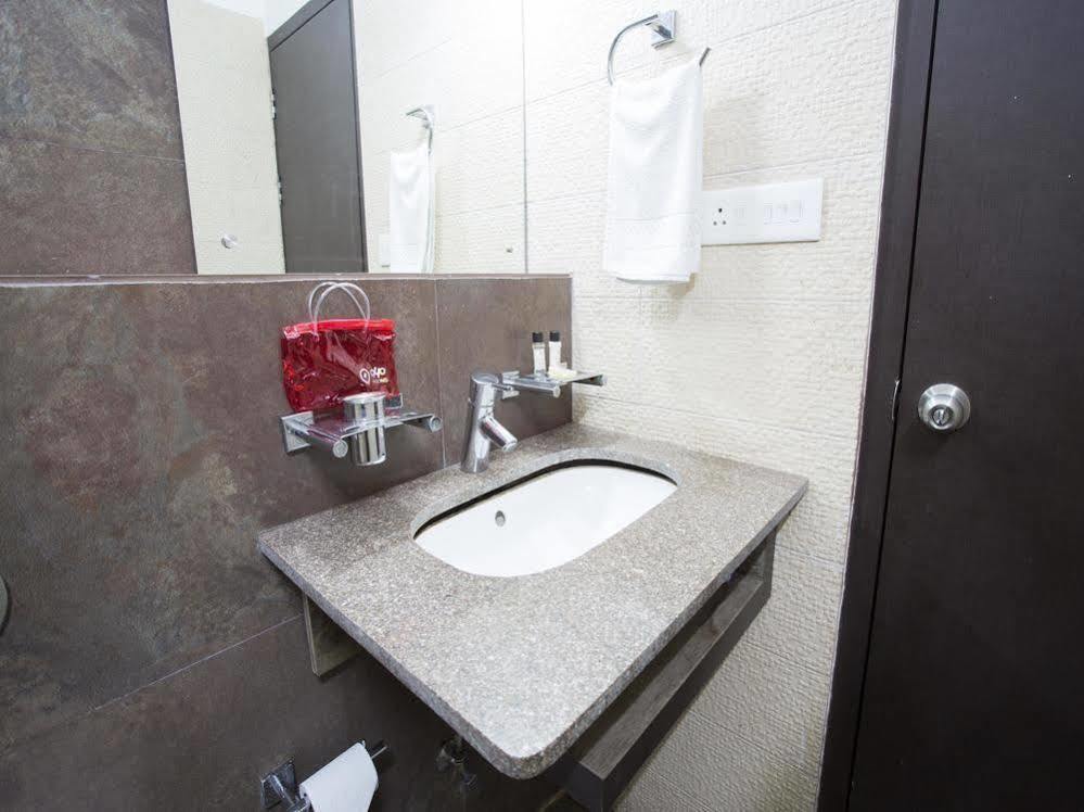 Oyo Rooms Near Cosmos Mall Siliguri Εξωτερικό φωτογραφία